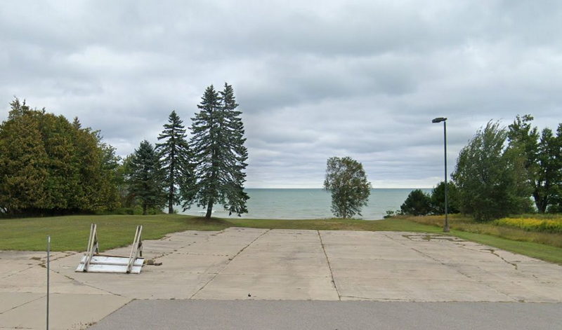 Greenbush Tavern - Street View And Real Estate Photo